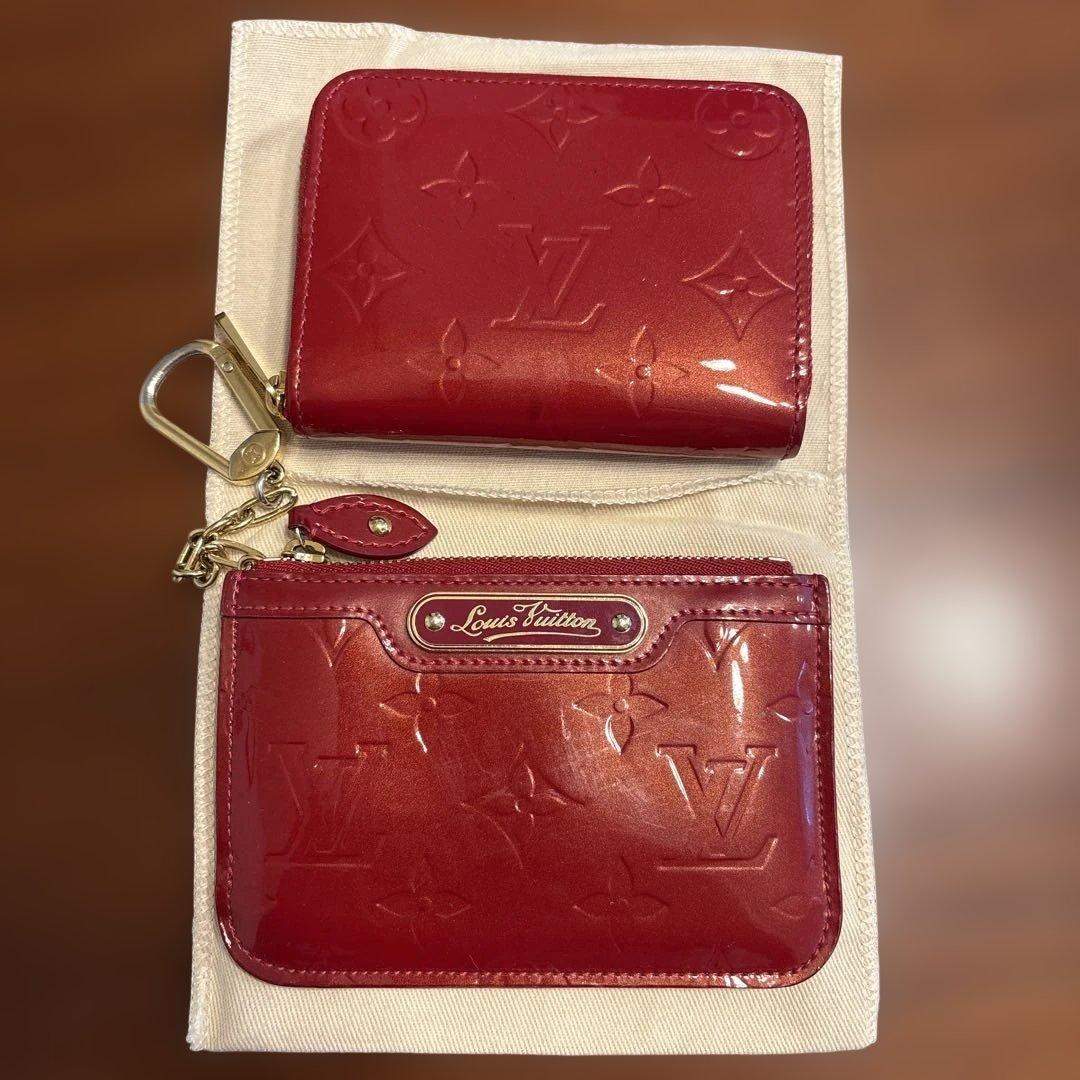 ルイヴィトン　LOUIS VUITTON ミニ財布　小銭入れ　カードケース