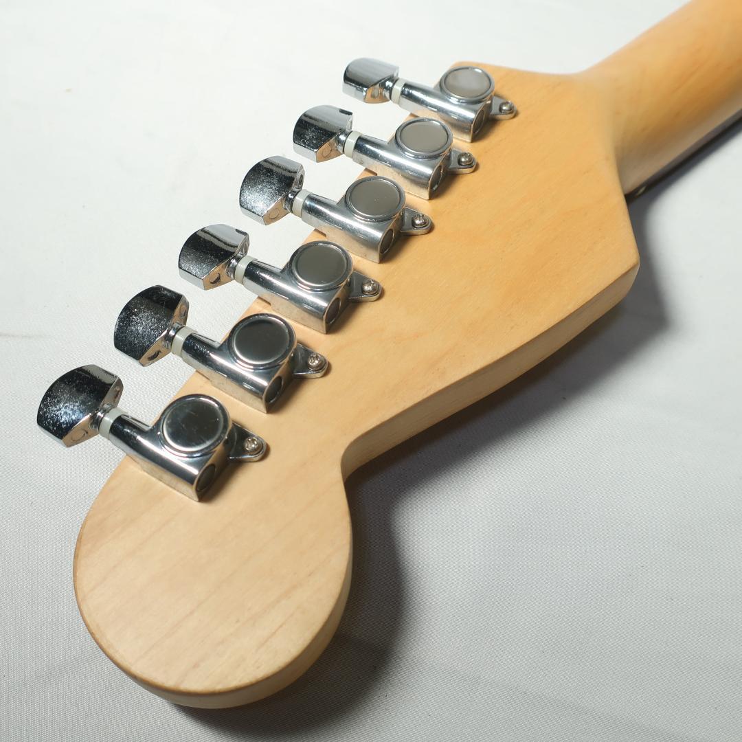 美品 BUSKER'S ストラトキャスタータイプ エレキギター ケース付