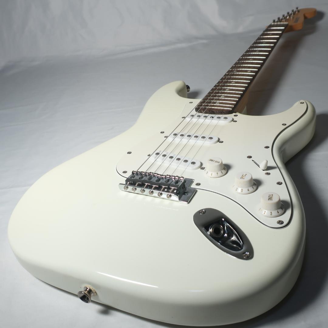 美品 BUSKER'S ストラトキャスタータイプ エレキギター ケース付