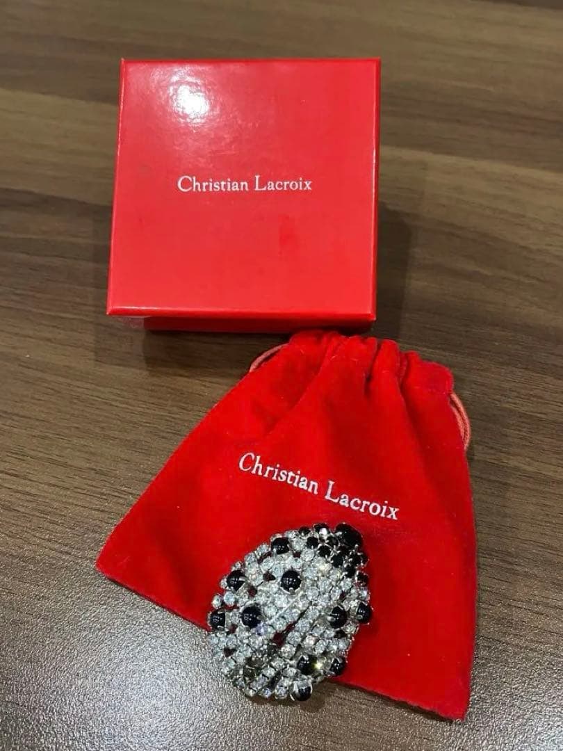 【美品】Christian Lacroix ラクロワ てんとう虫 ブローチ