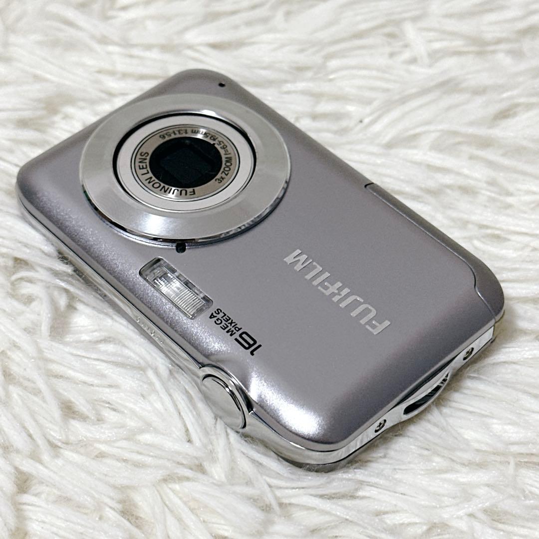 【極美品】FUJIFILM FINEPIX JV250 デジカメ シルバー