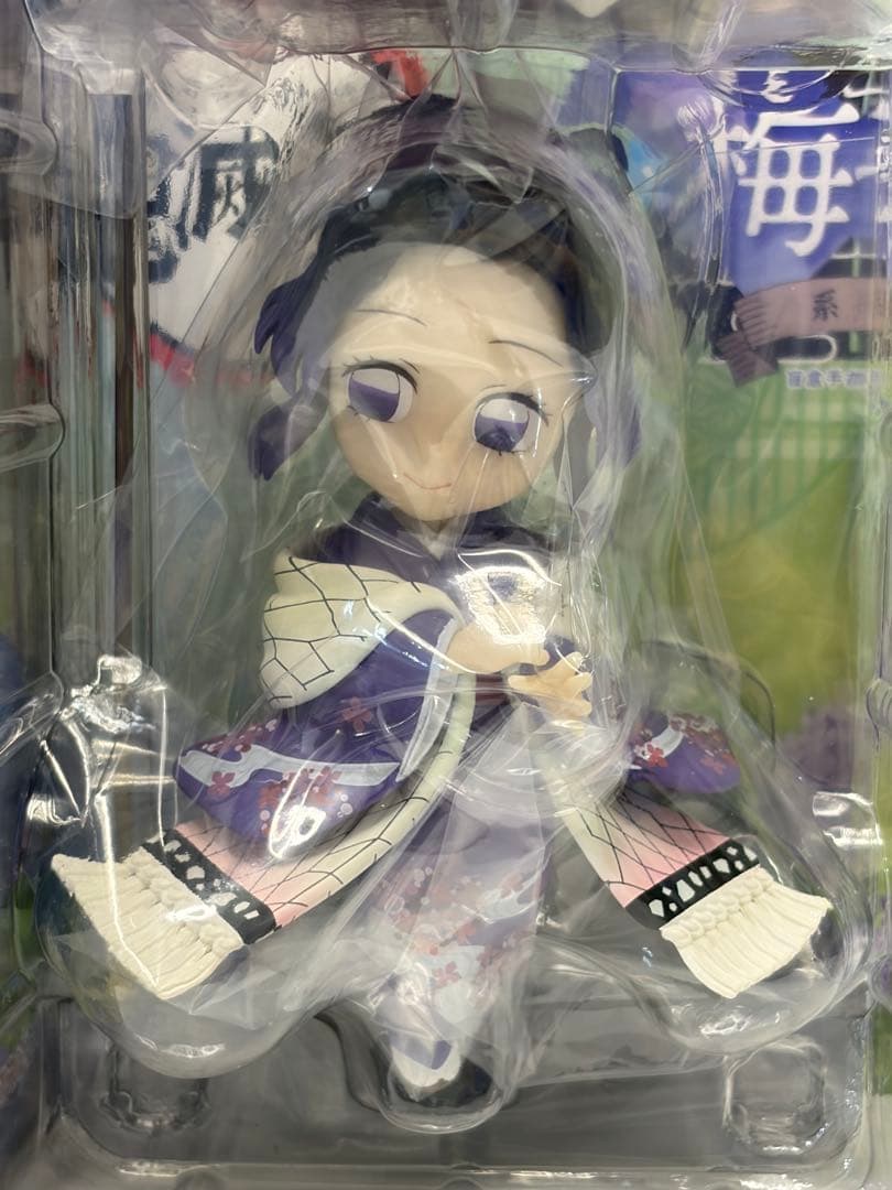 鬼滅の刃　中国　梅雨　フィギュア　胡蝶しのぶ