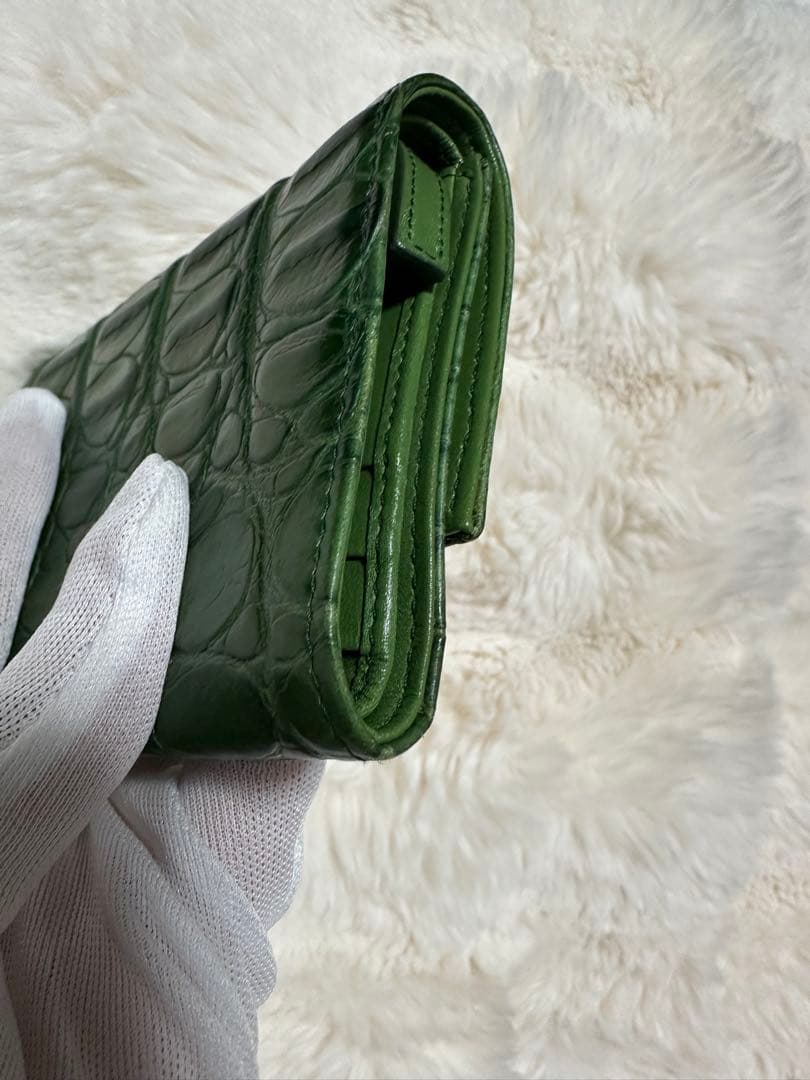 お値下げ¥19000→¥18000MIU MIU グリーン 三つ折り財布