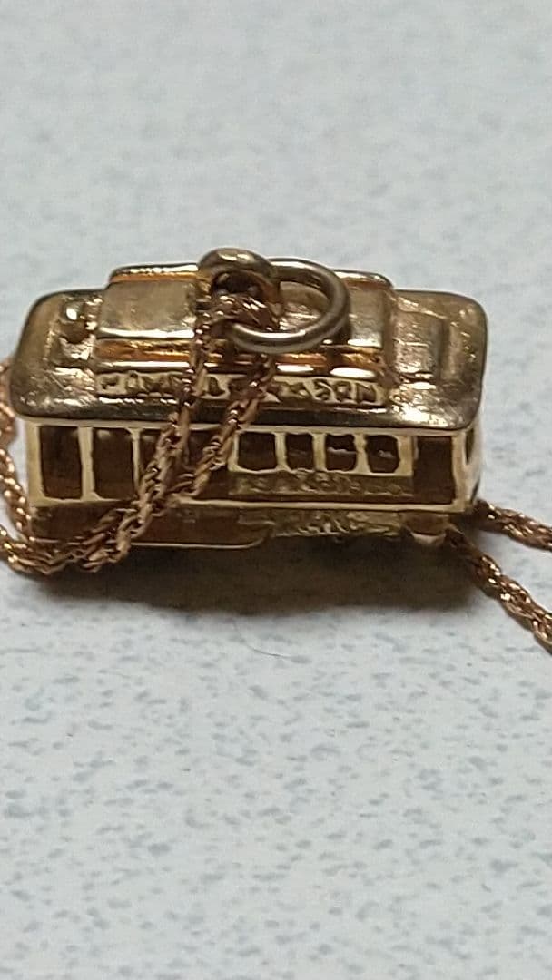 k14立体型サンフランシスコ・ケーブルカーネックレス