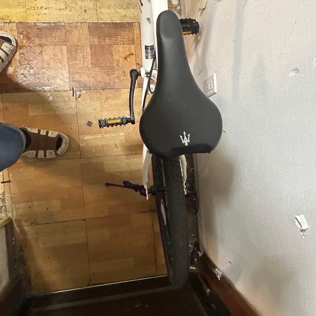 引取限定 マセラティ ATB2618Fsus Trail 26型マウンテンバイク