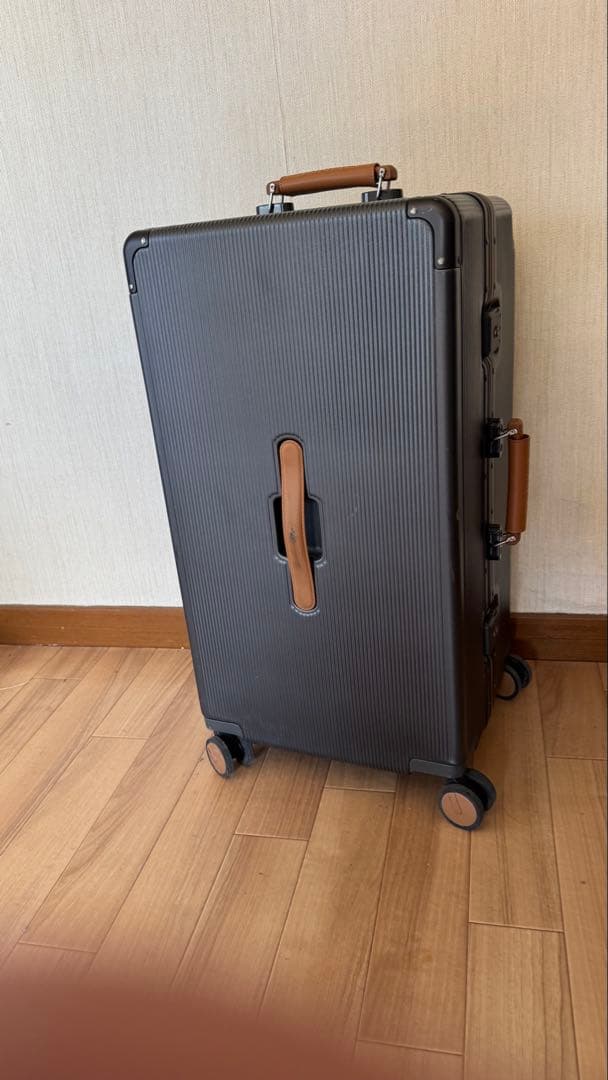 D*l様 大型スーツケース キャリーケース