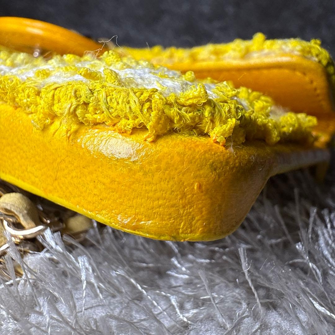 CHANEL イエロー ツイード iPhone12ケース