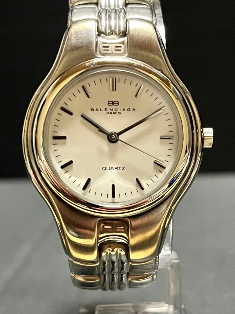 ★ BALENCIAGA 超美品！ユニセックス腕時計　動作良好