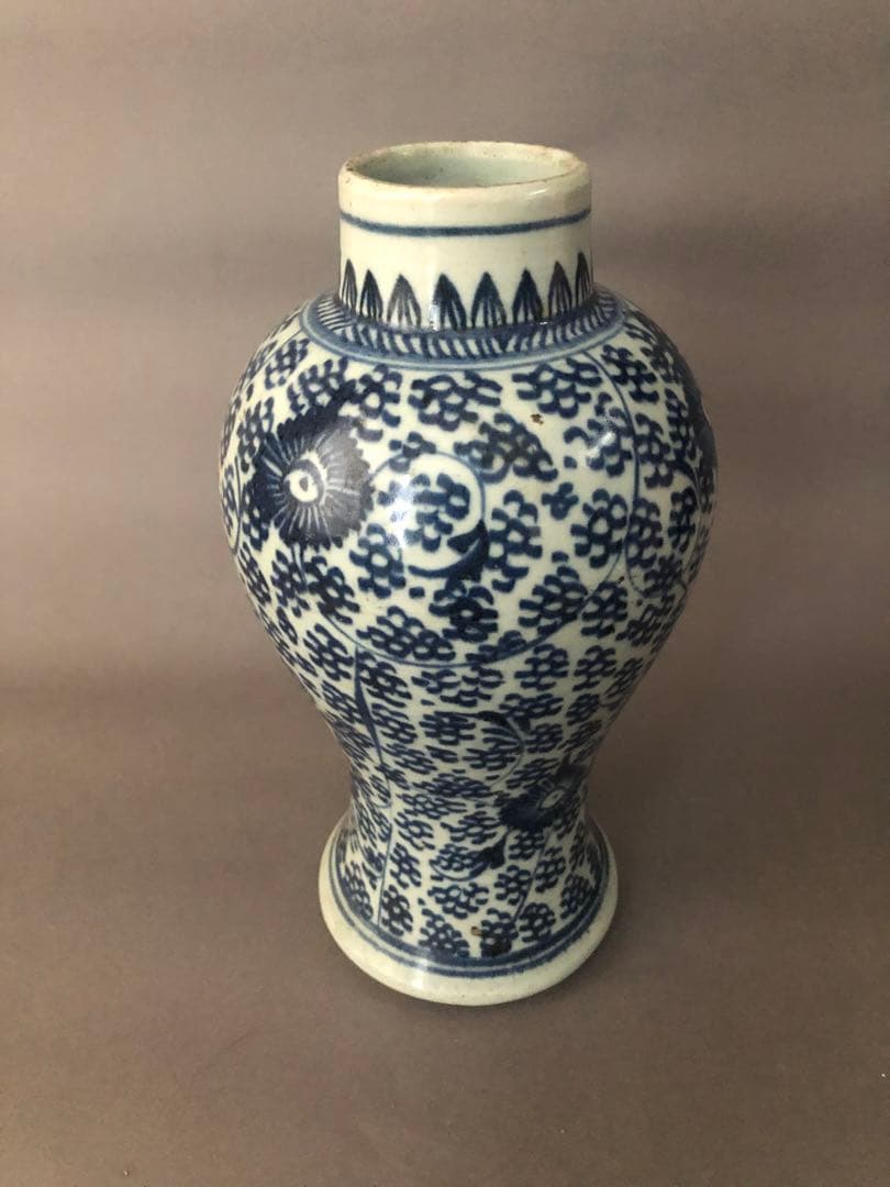 中国美術 清朝　花瓶青花 花文瓶 アンティーク 骨董　陶器