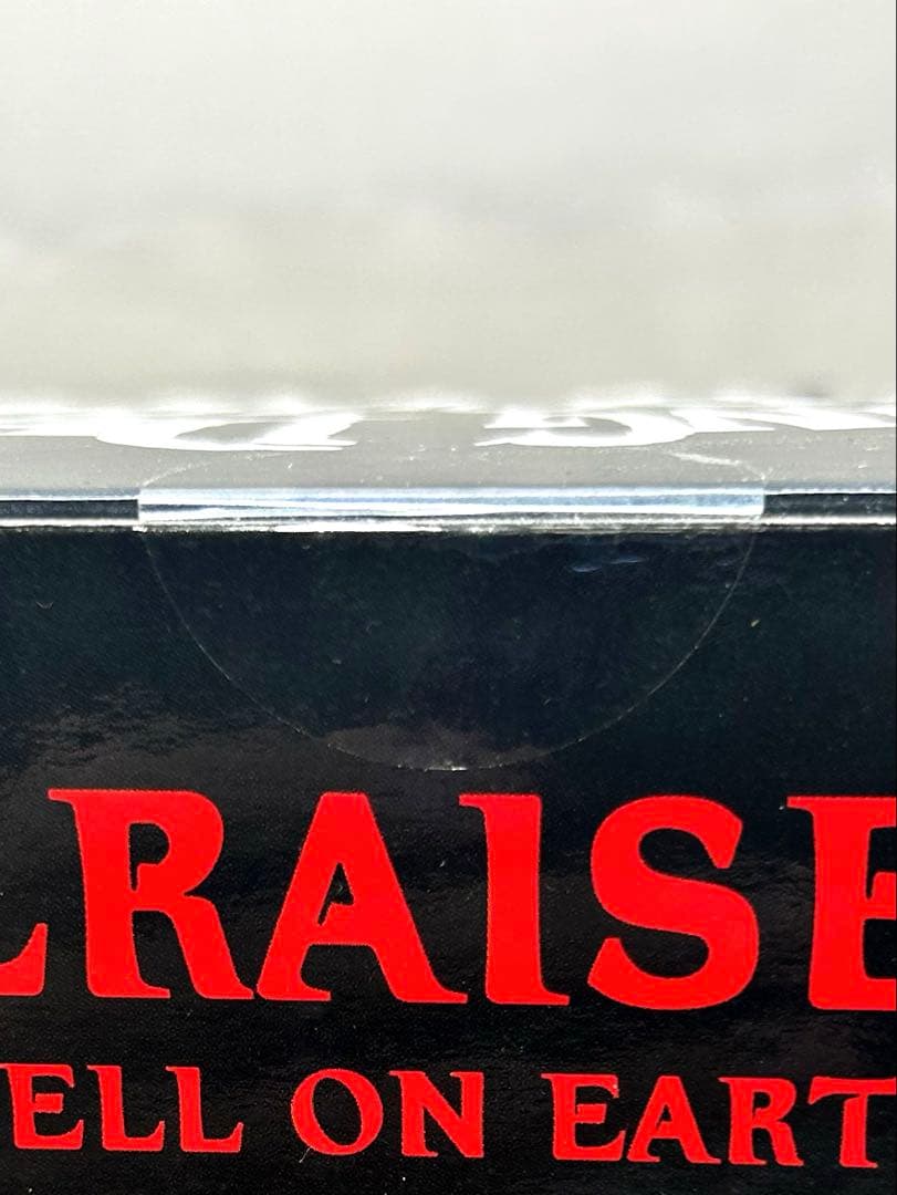 Living Dead Dolls Pinhead フィギュア