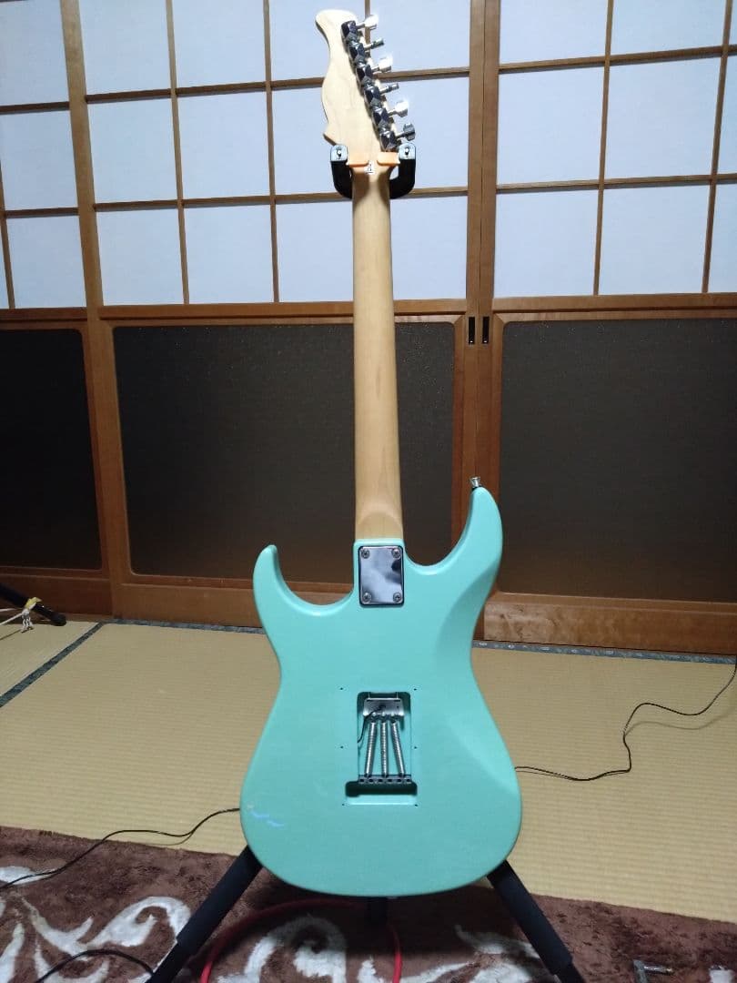 n*h様 プレイテック　ST250II　 ストラトキャスタータイプ ミントグリー
