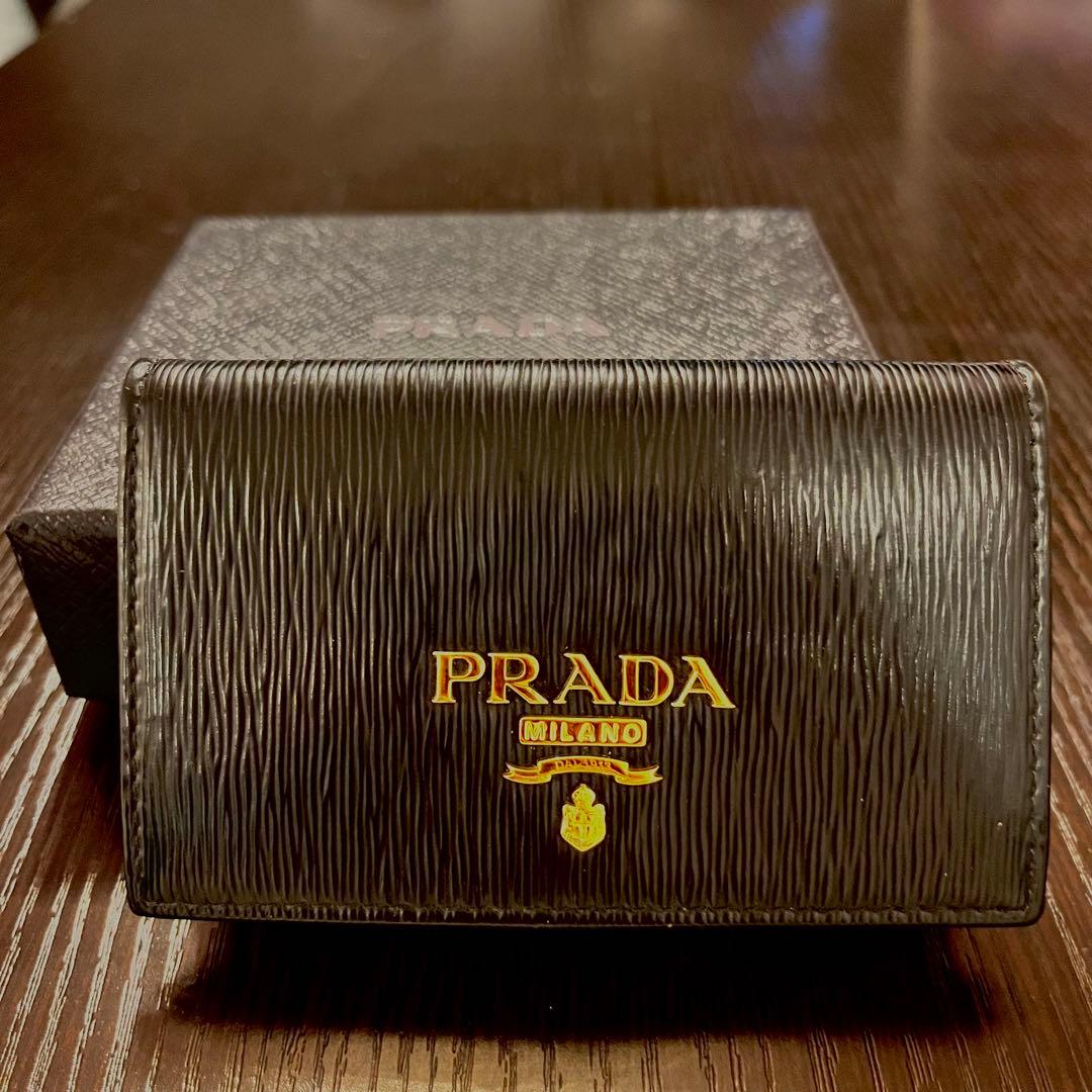 PRADA ブラック レザー カードケース