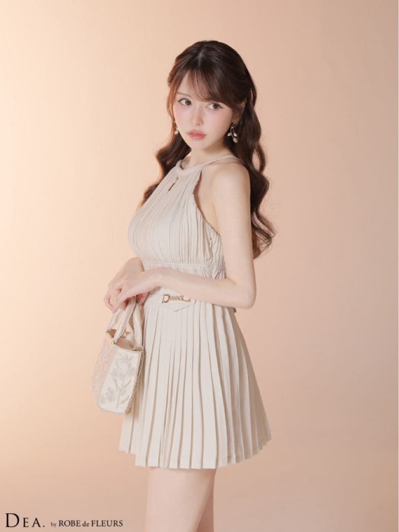 プリーツホルターネックティアードフレア(DE4628)