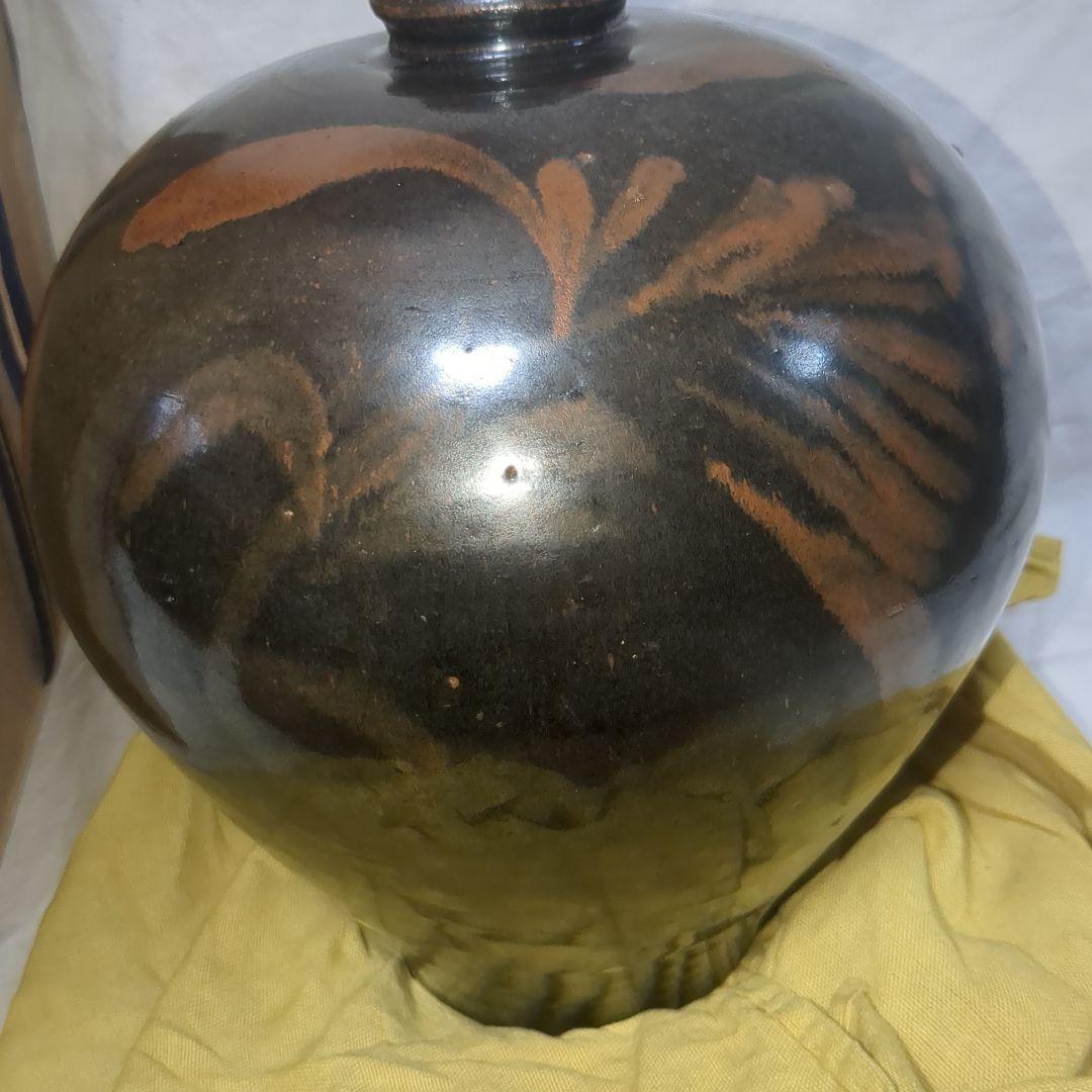 詳細不明　専用木箱付き　花瓶　高さ26cm 陶磁器