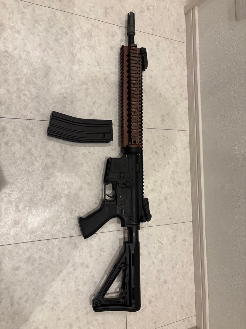 【トイガン】東京マルイ次世代電動ガンM4（FET組込、リコイルオミット）