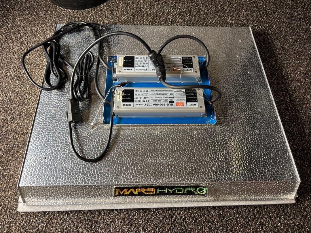 Mars Hydro TS3000 植物育成　LEDグロウライト　即日発送
