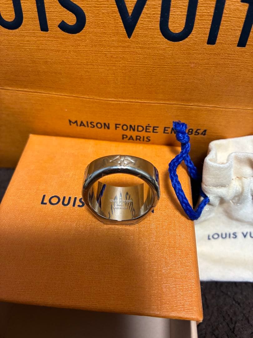 LOUIS VUITTON シルバーリング 箱・ポーチ付き