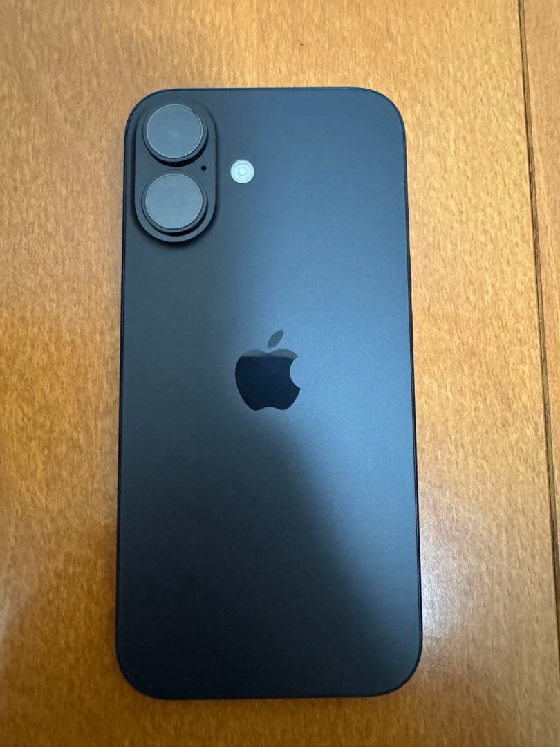 極美品　Apple iPhone16 128GB ブラック