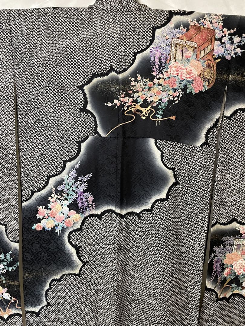 し*ん様 最終値下げ‼️早い者勝ち‼️【美品】振袖 正絹 絞り 花柄　御所車　成