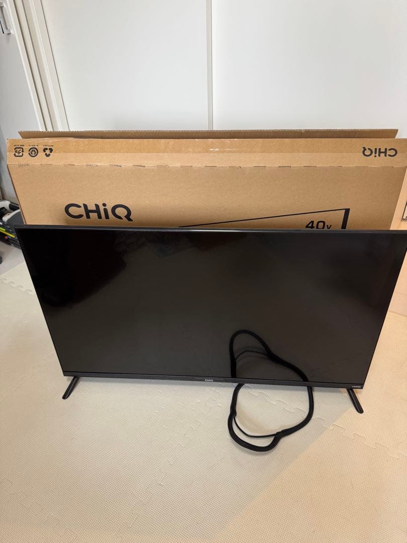 CHiQ 40インチ液晶テレビ 本体