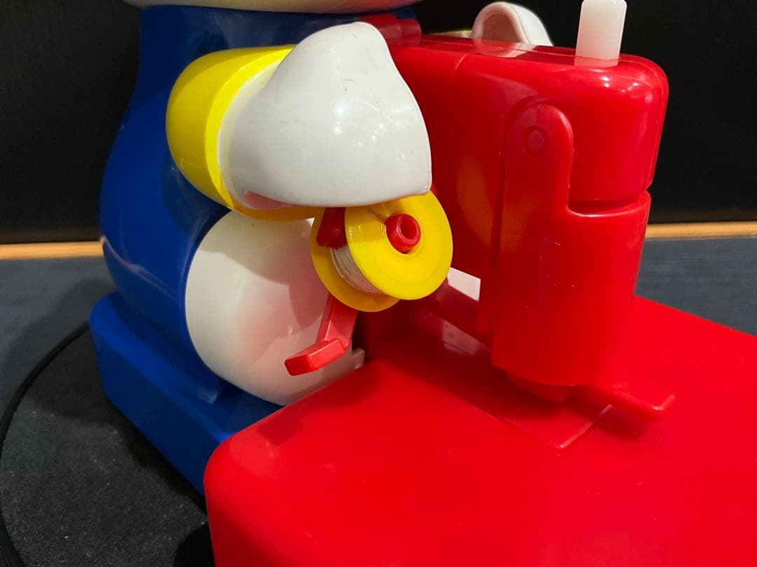 ハローキティ ニャンニャンミシン ミニミシン 安全カバー付き