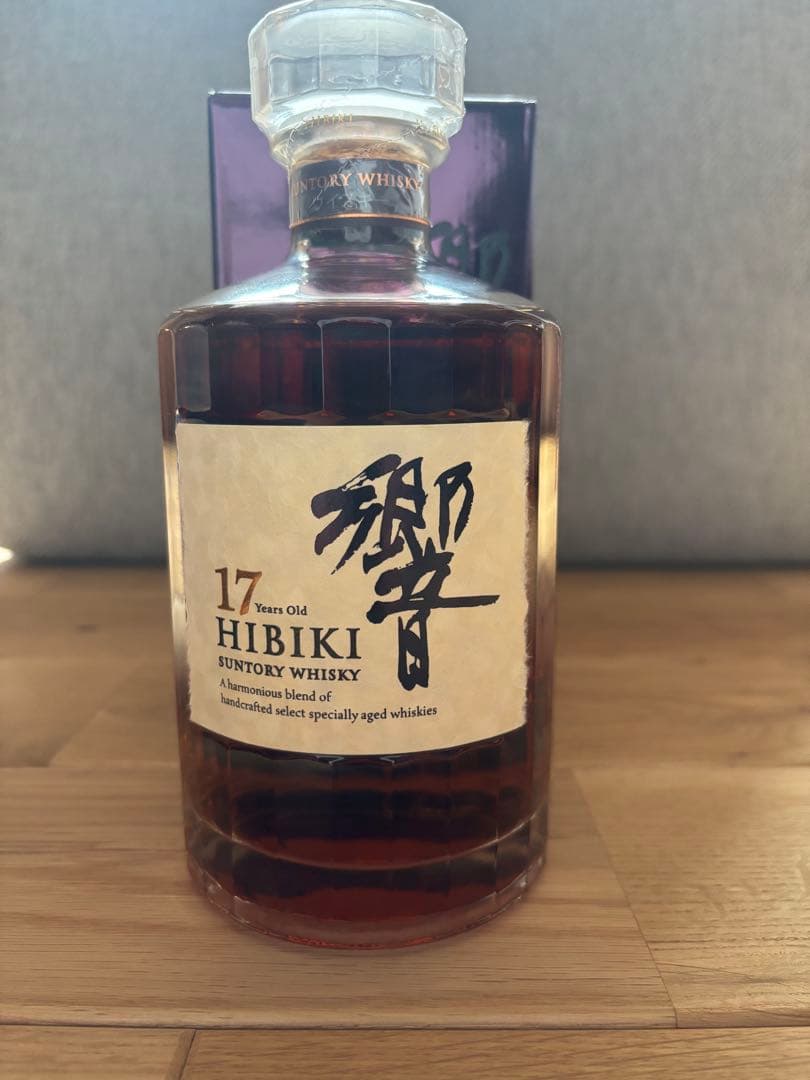 未開封 サントリー 響17年 ウイスキー 700ml 箱付き