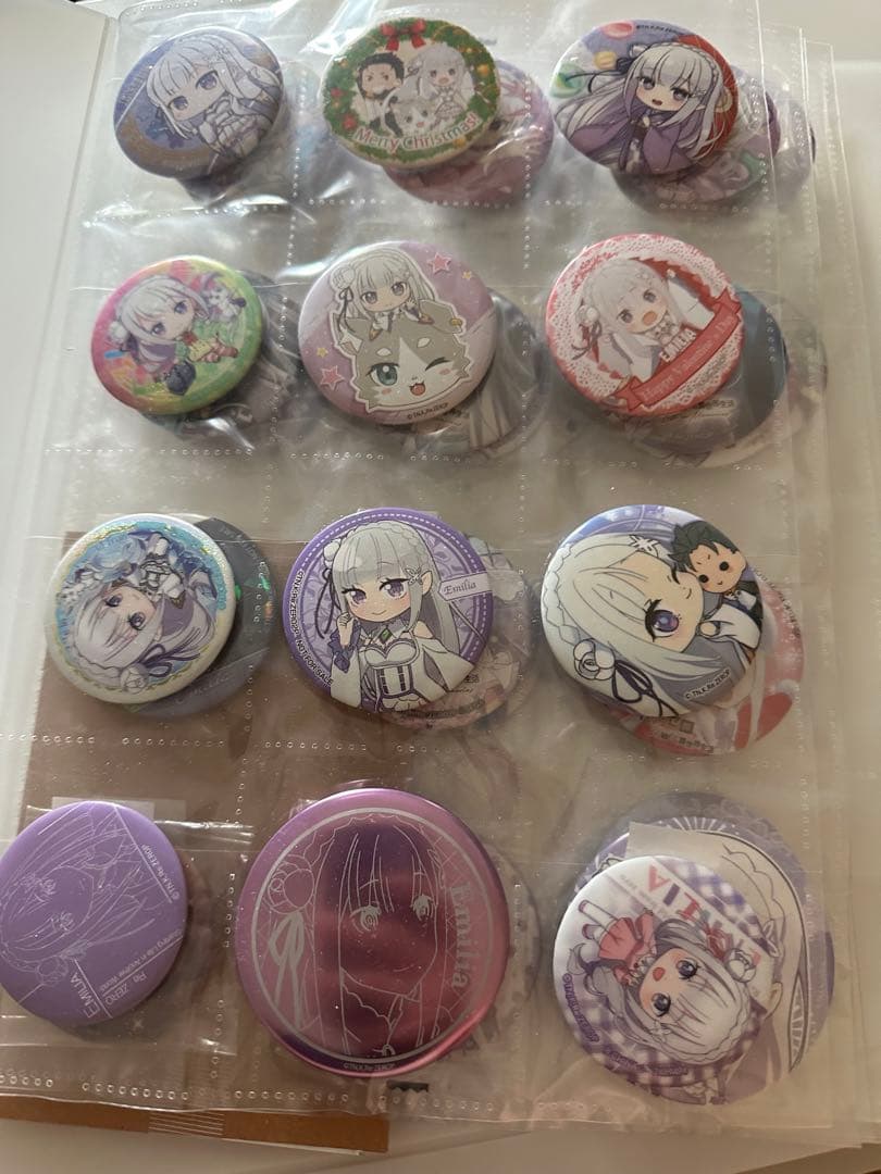 エミリア　缶バッジ79点