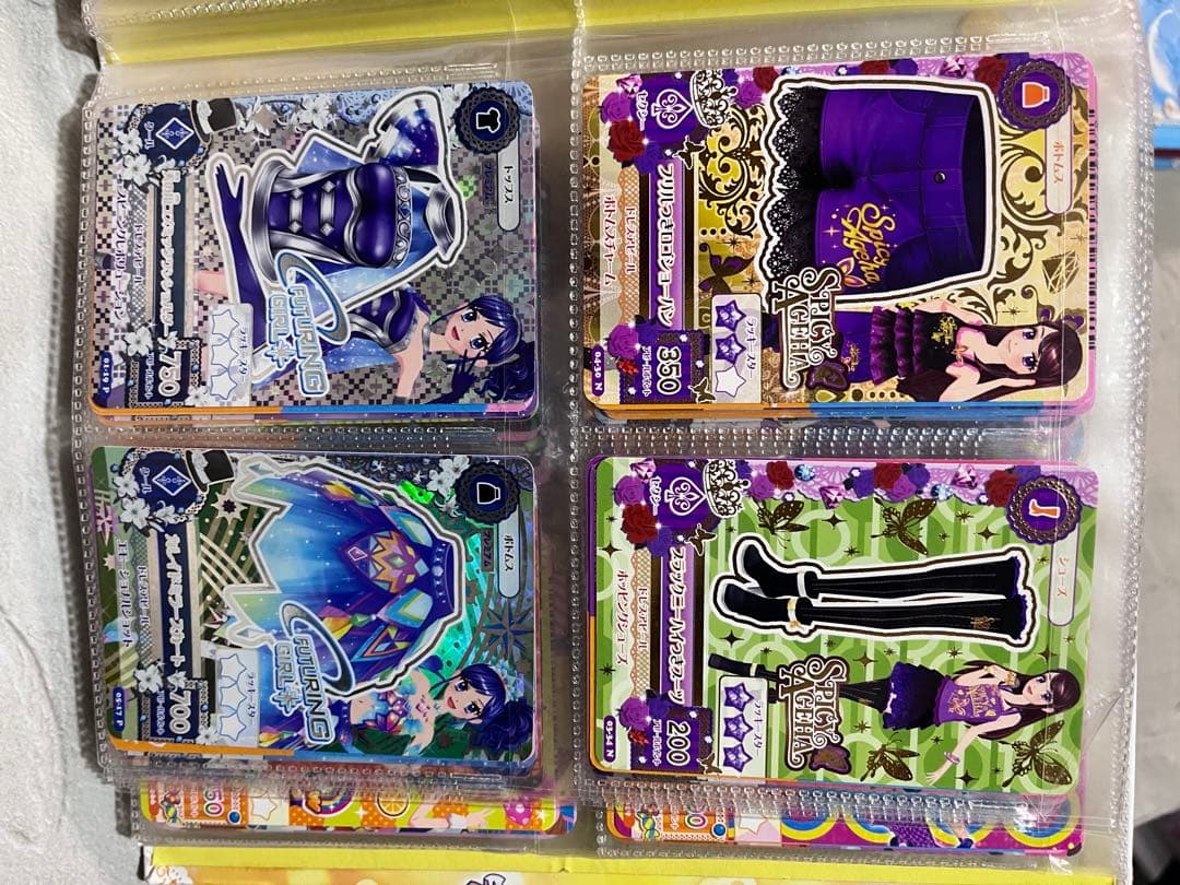 アイカツカードまとめ売り(約200枚) バインダー1つ付き