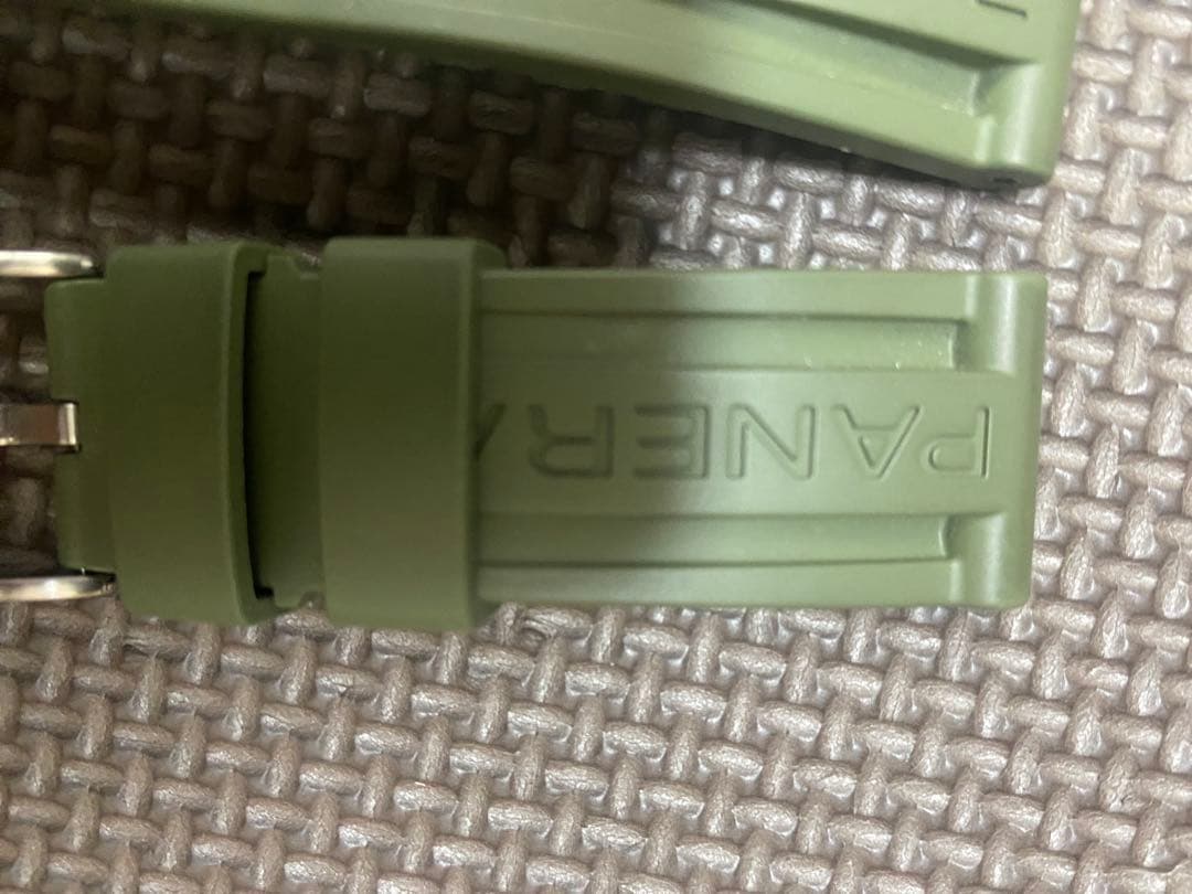 PANERAI パネライ 純正ラバーベルト 22-24mm カーキグリーン