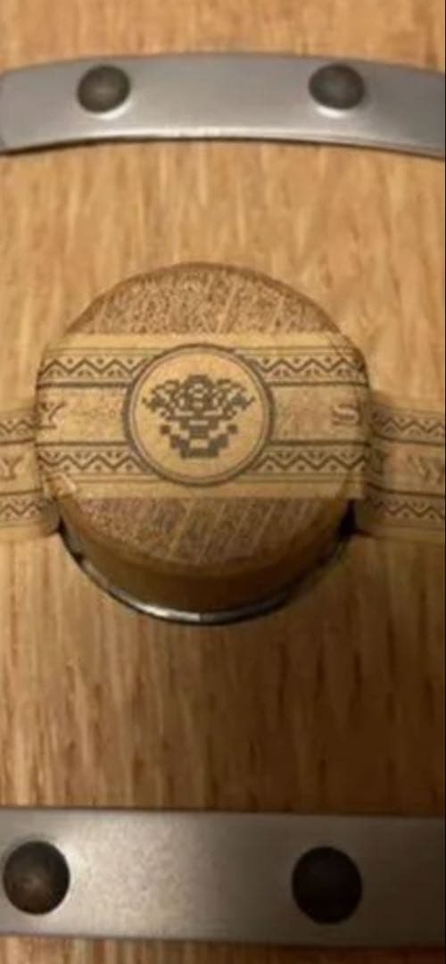 サントリー山崎12年ピュアモルトウイスキー樽1000ml台座付き(希少品)