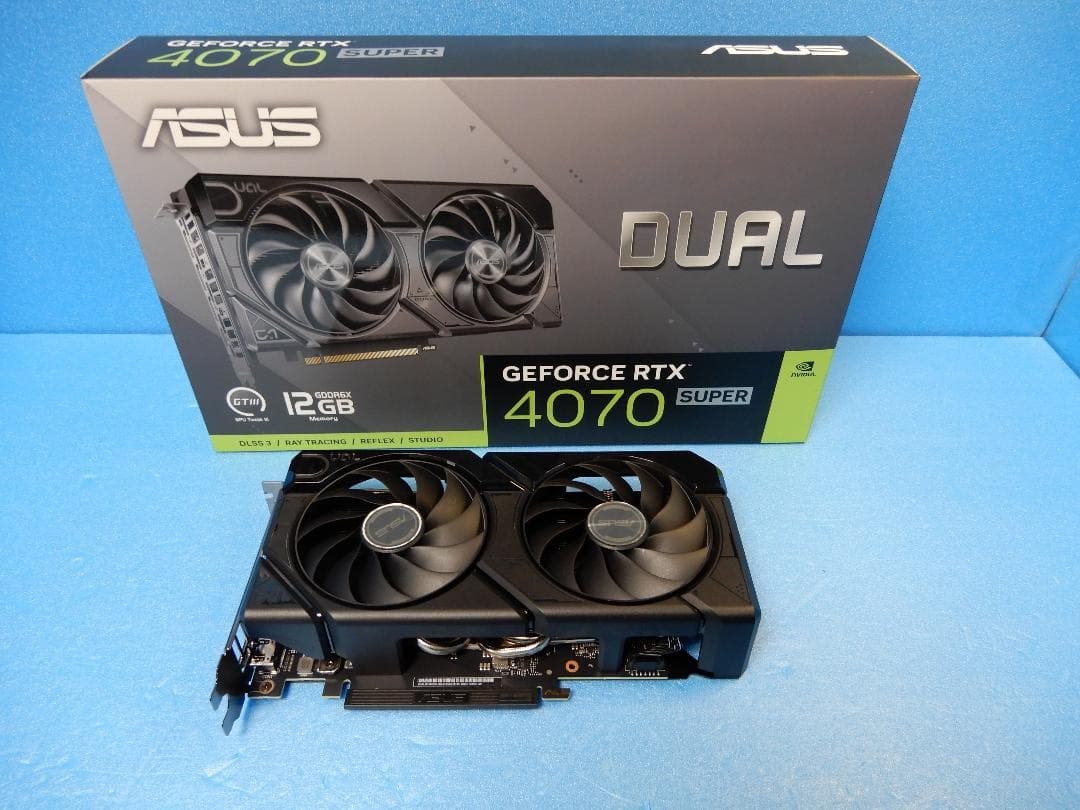 グラフィックボード・グラボ・ビデオカード ASUS GeForce RTX4070Super 12GB