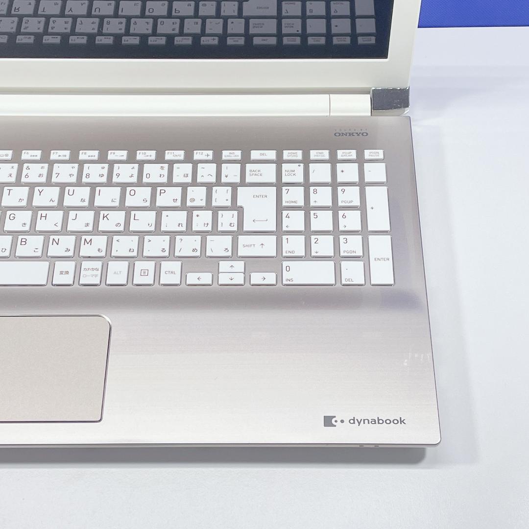 Windows11✨美品✨ゴールド✨快適SSD✨東芝カメラ付ノートPC✨薄型