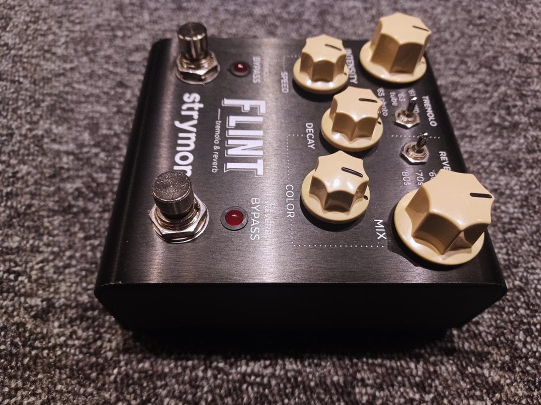 ギター strymon FLINT