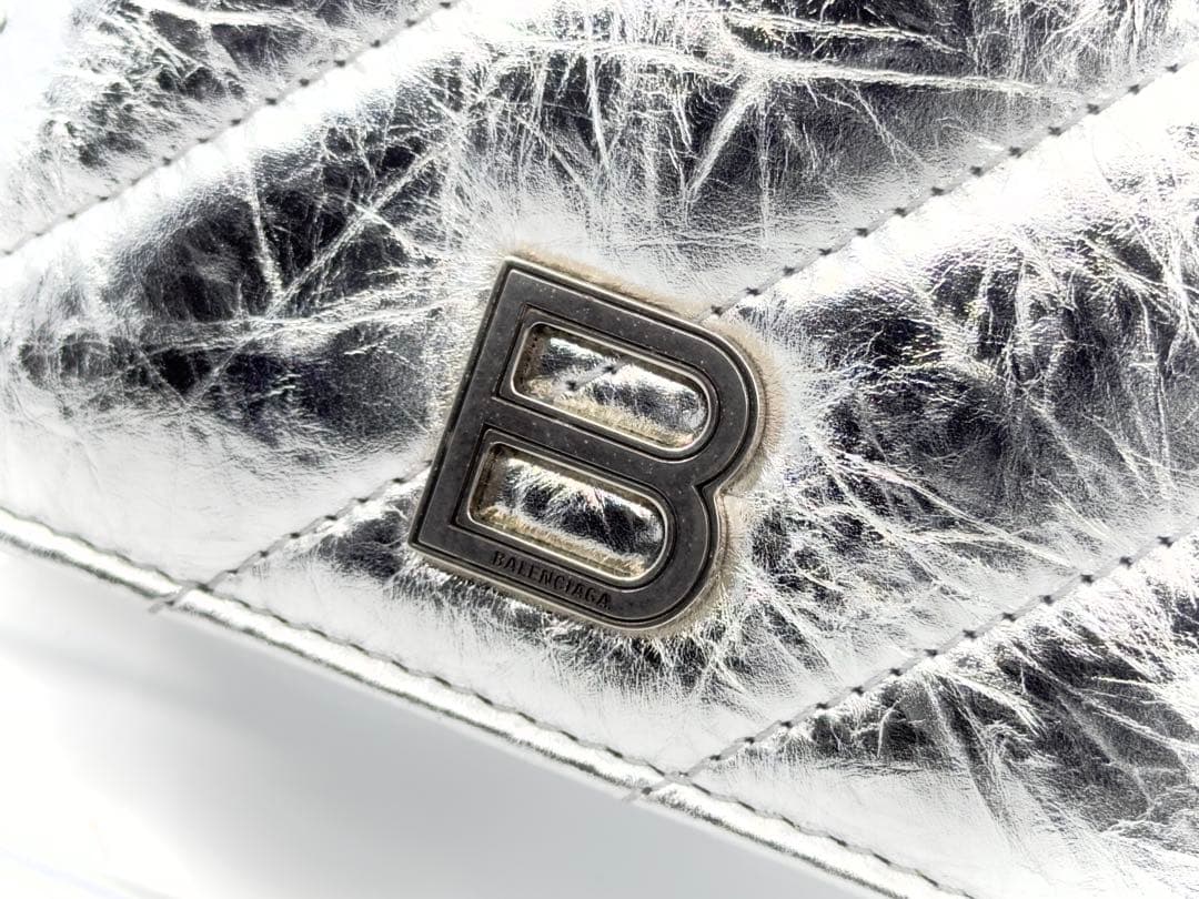 ✨本物BALENCIAGA/バレンシアガ✨クラッシュ 二つ折財布 シルバー⭐︎