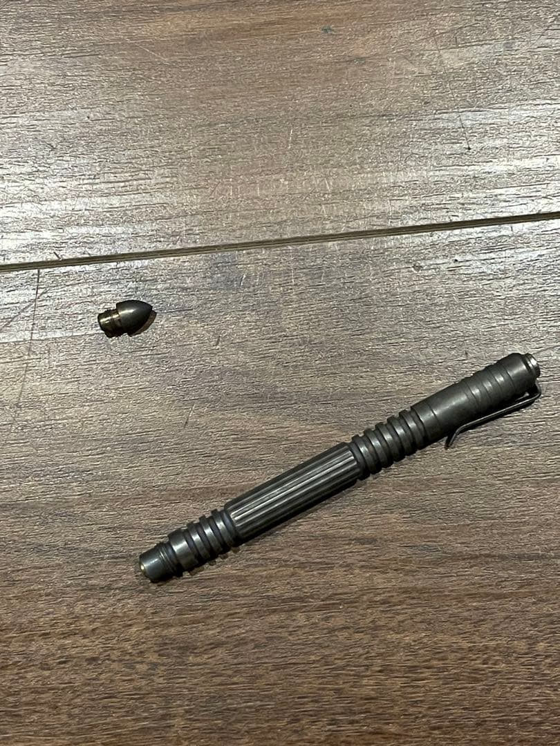 Rick Hinderer タクティカル　ペン　チタン