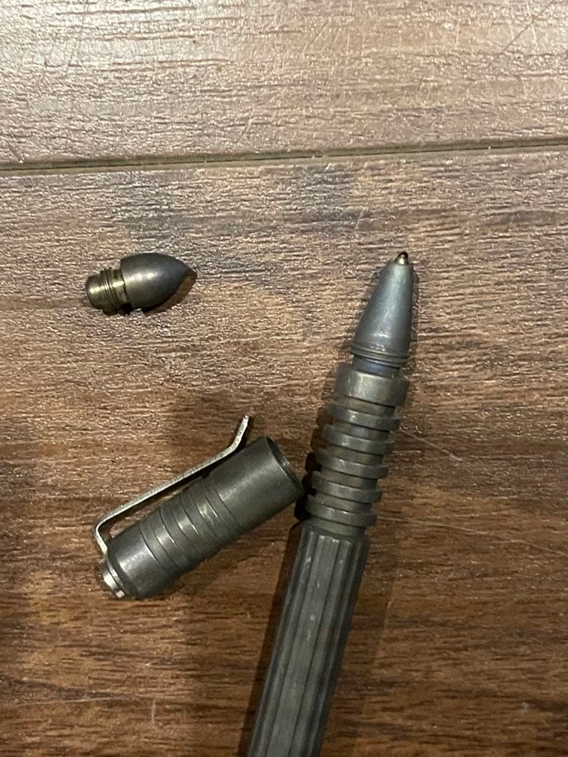 Rick Hinderer タクティカル　ペン　チタン