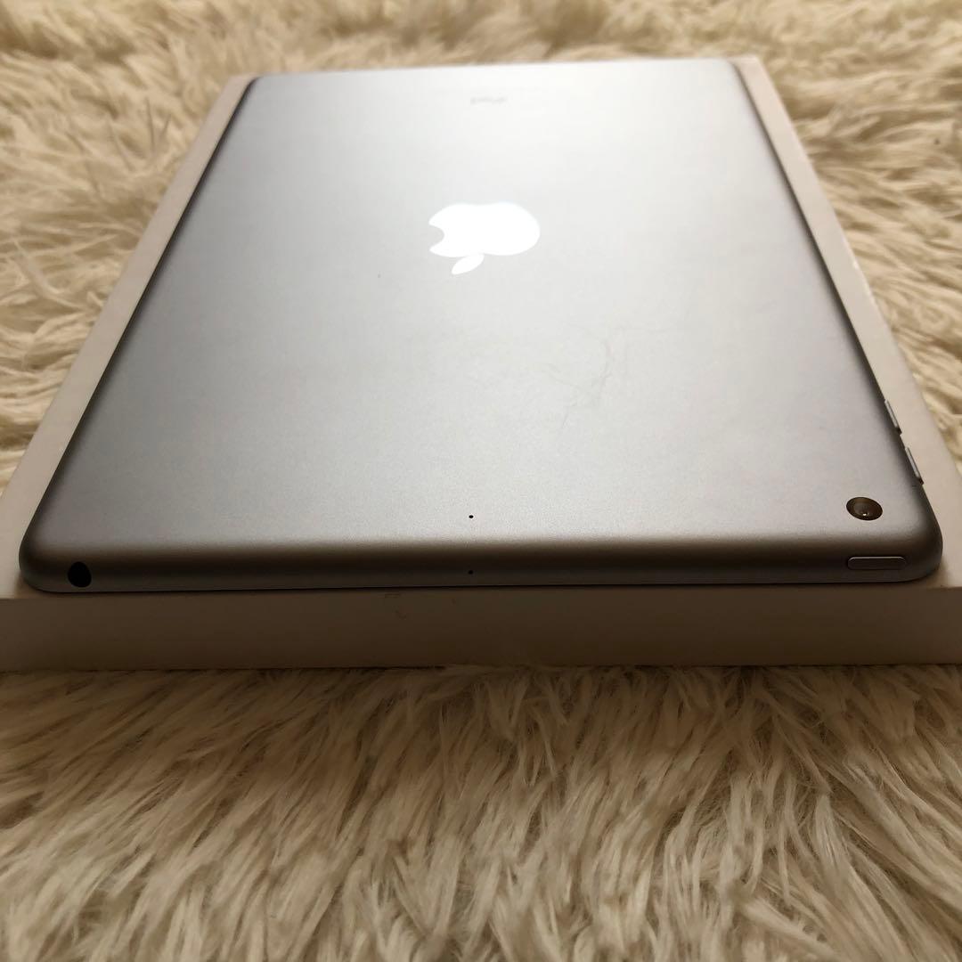 【完動品】iPad 第6世代 128GB Wi-Fi 【すぐ発送】