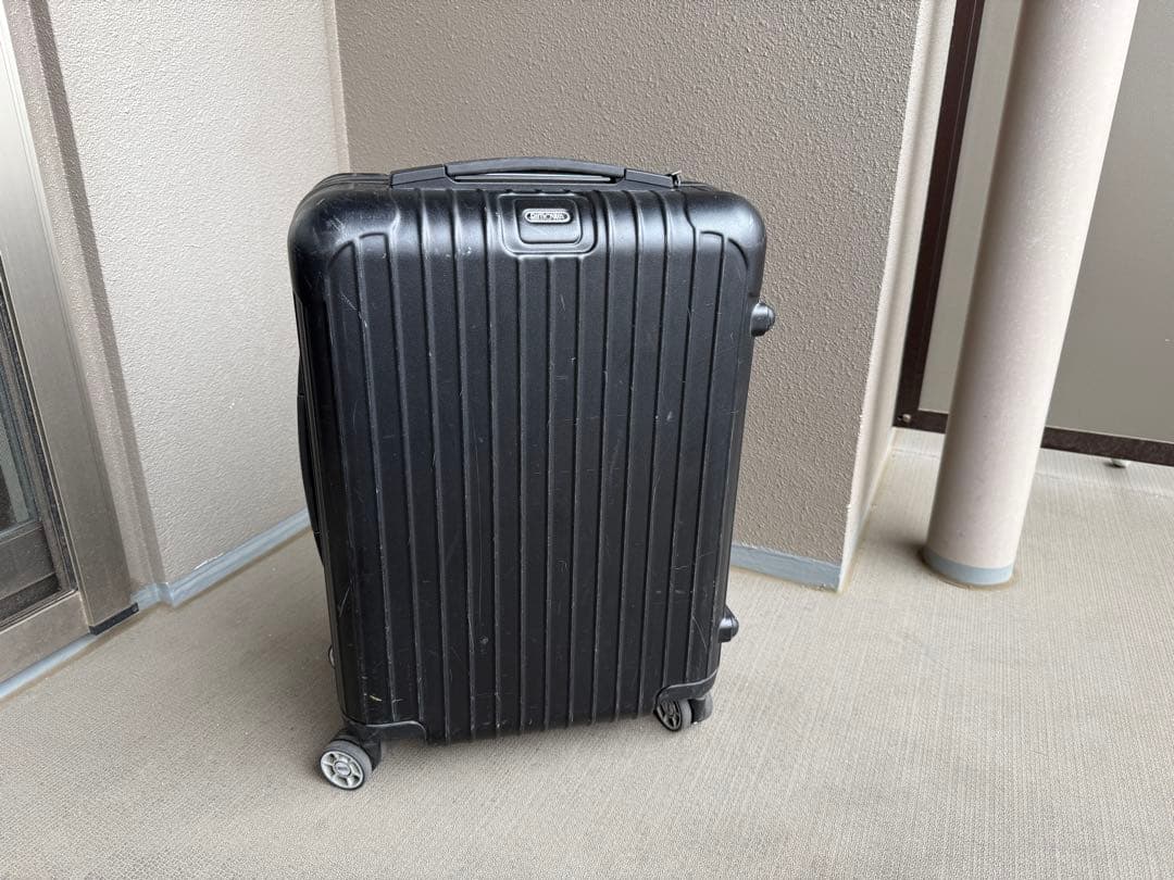 RIMOWA スーツケース　SALSA 33L