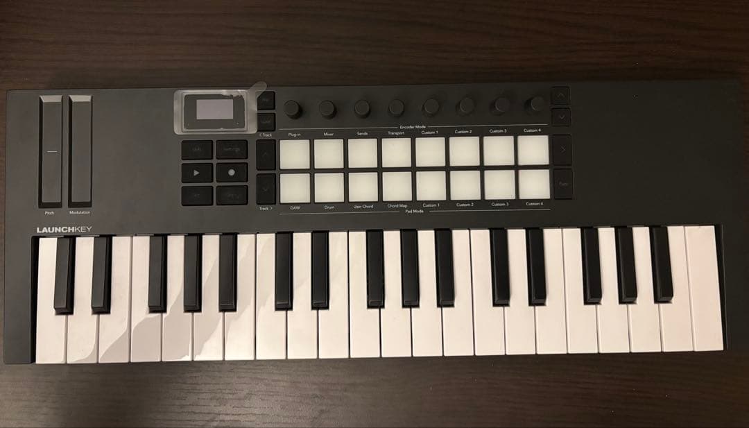 Launchkey mini 37 MIDIキーボード 送料無料