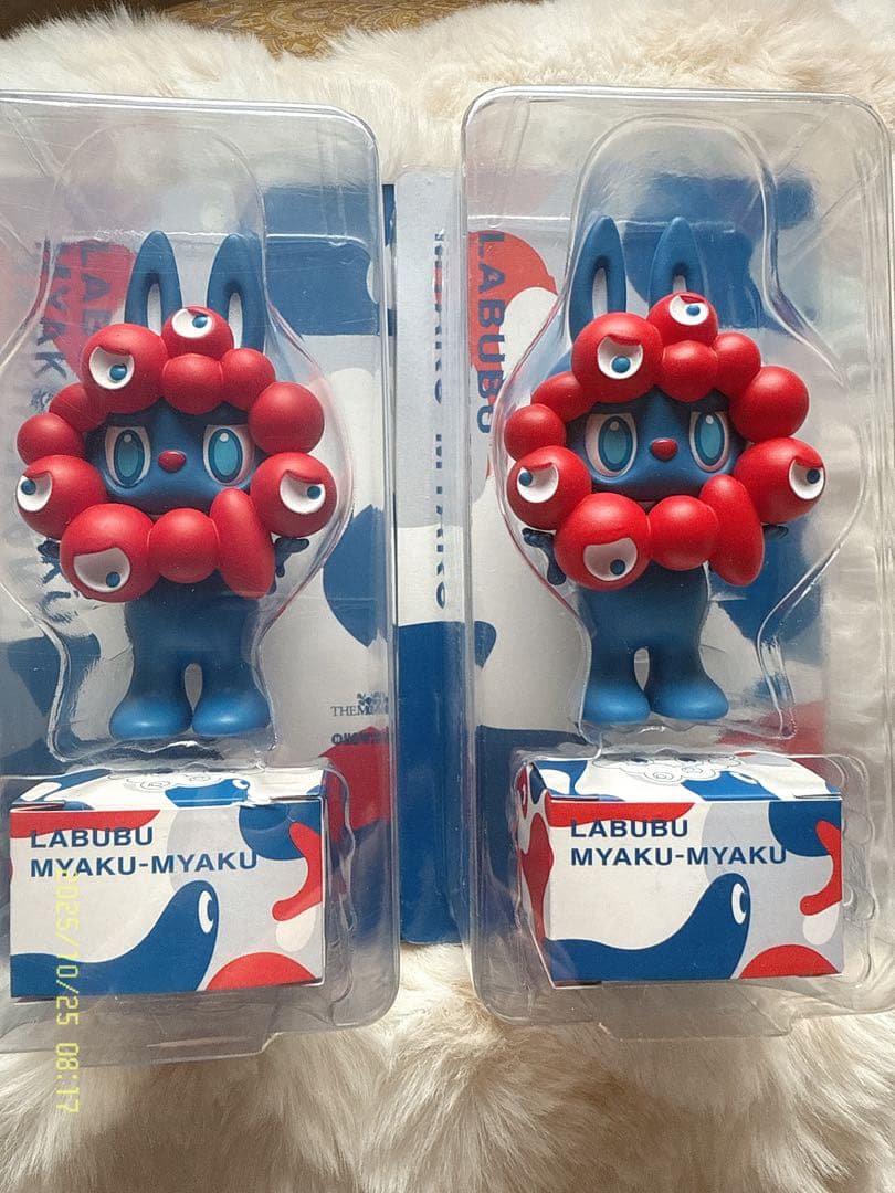 本物！LABUBU MYAKU-MYAKU フィギュア 2体セット