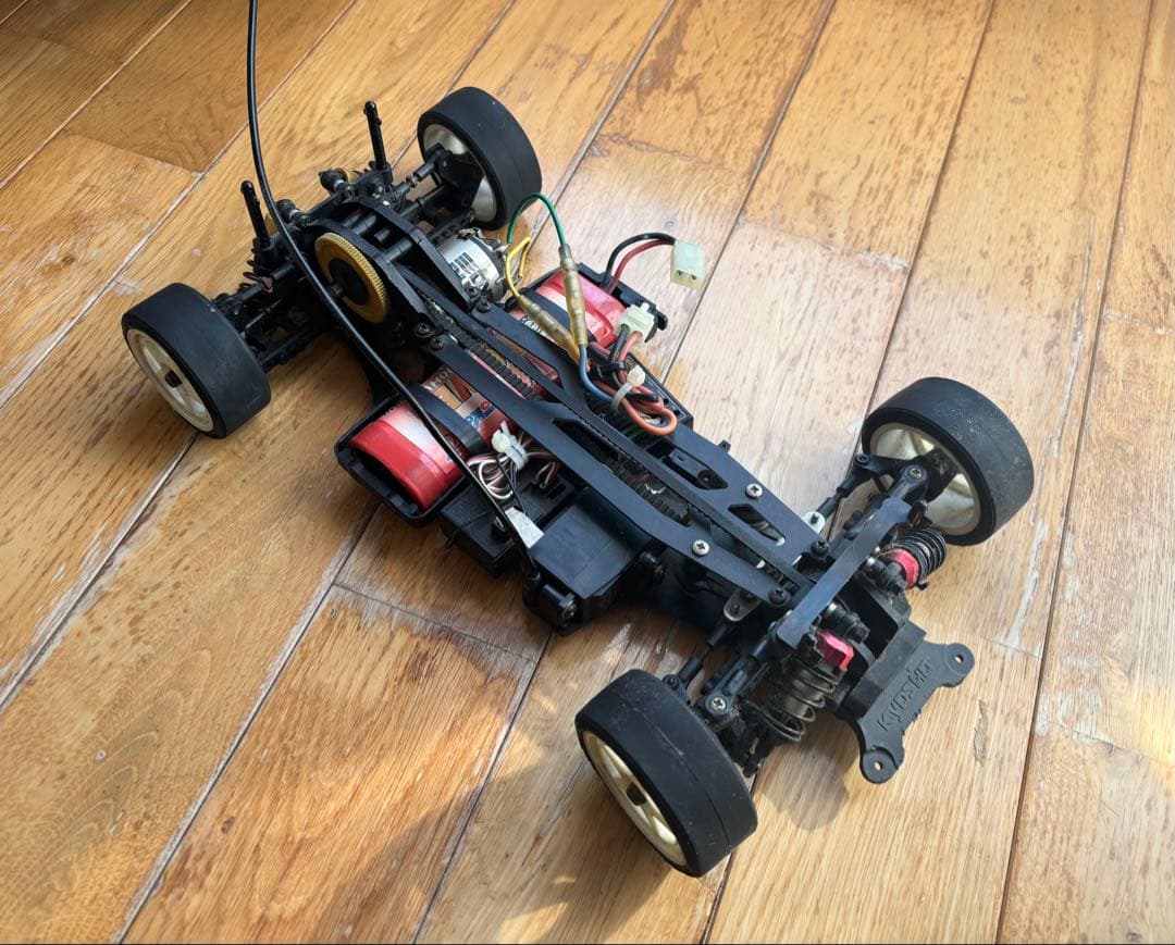 京商　KYOSHO SPIDER スパイダー TF-3 シャーシ