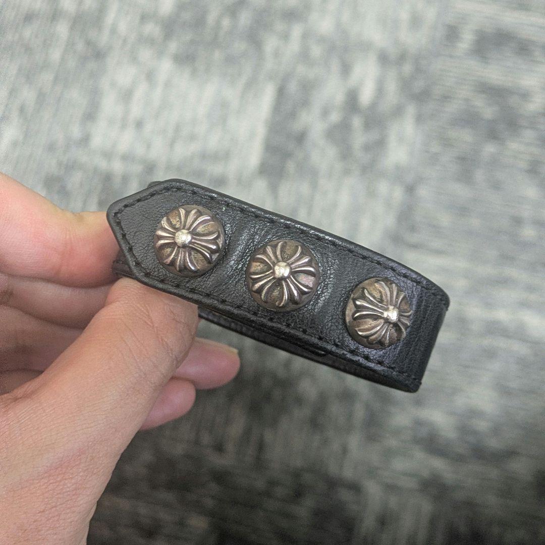クロムハーツ CHROME HEARTS 3ボタン レザー ブレスレット