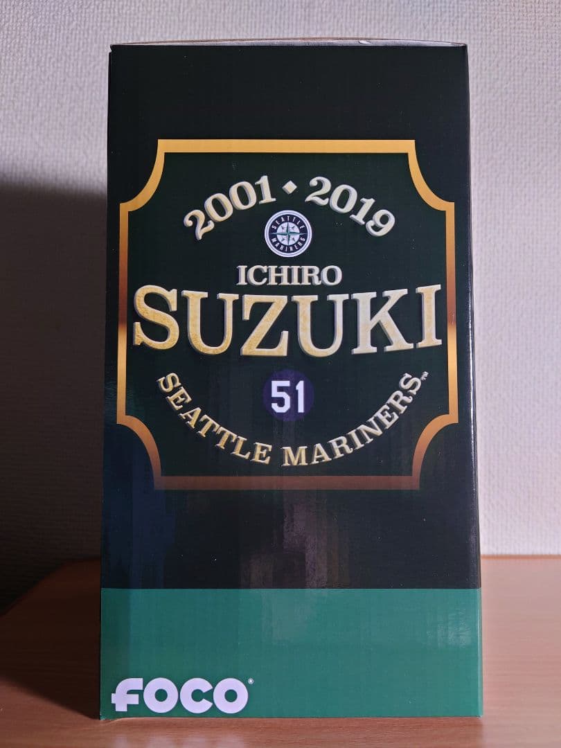 イチロー　MLB公式ボブルヘッド（記念台座付）外箱美品　世界限定3000個