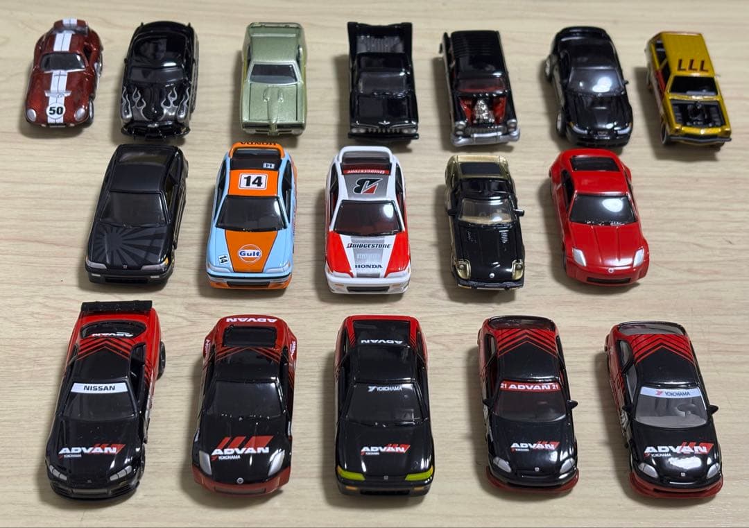 ジョニーライトニング ミニカー