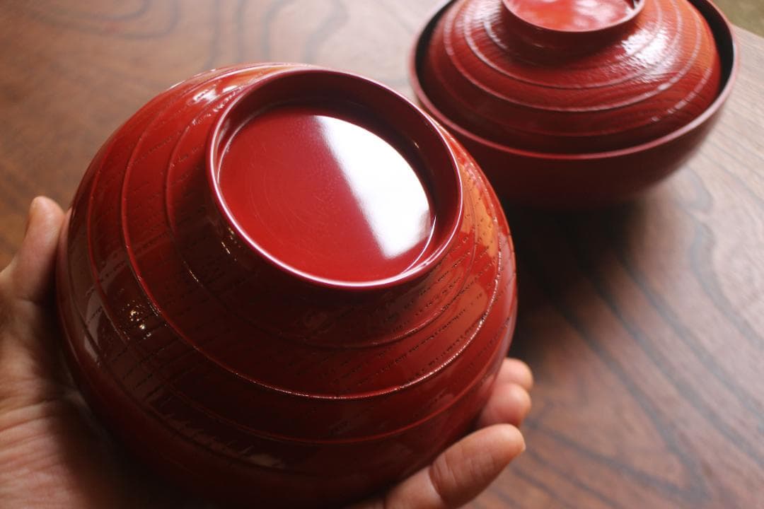 デッドストック！極上糸目朱漆に優美な松蒔絵の映える煮物椀2点（検輪島塗雑煮椀