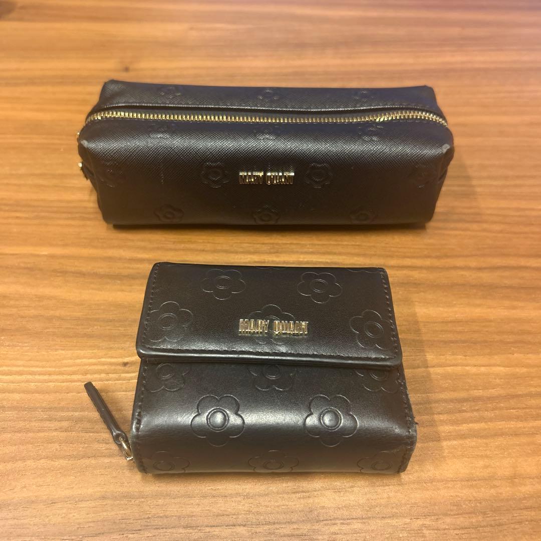 マリークワント デイジースクエア 筆箱 折りたたみ財布