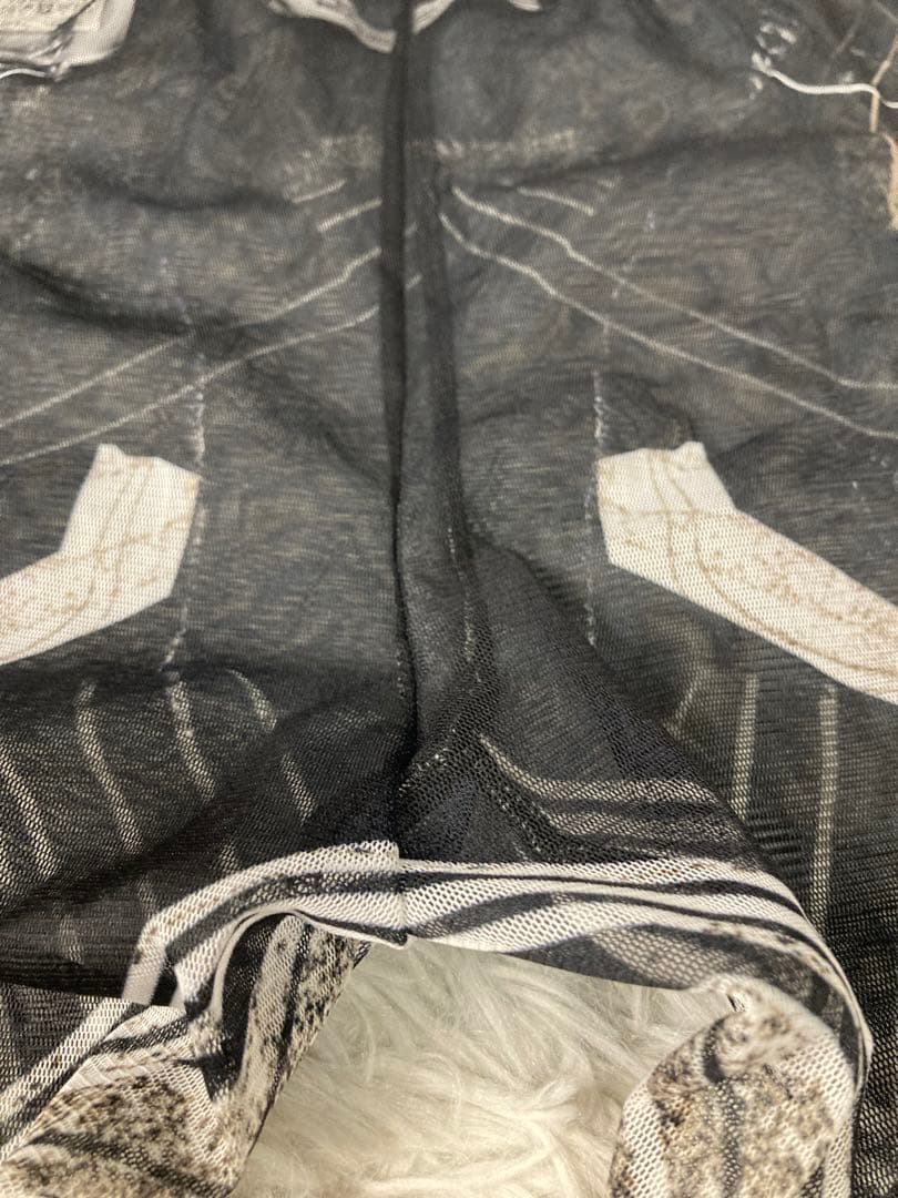美品ユリウス 23SSコレクション プリント メッシュ レギンス パンツ0084