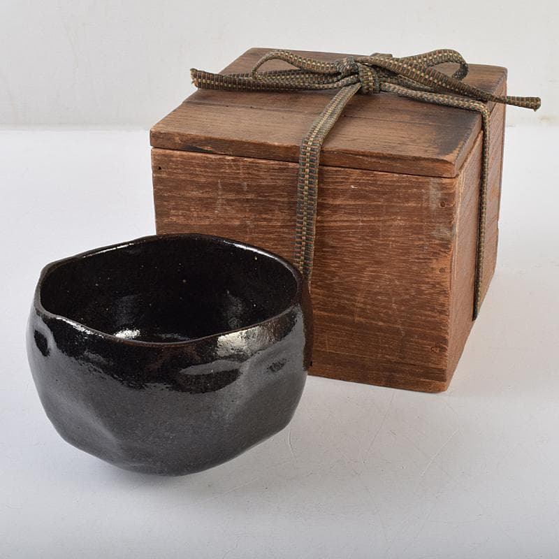 茶道具　楽吉左衛門　十代旦入作　黒楽茶碗　共箱　M　R9484