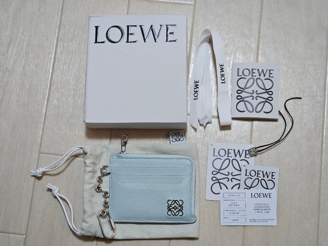 ロエベ　loewe アナグラム スクエア カードホルダー