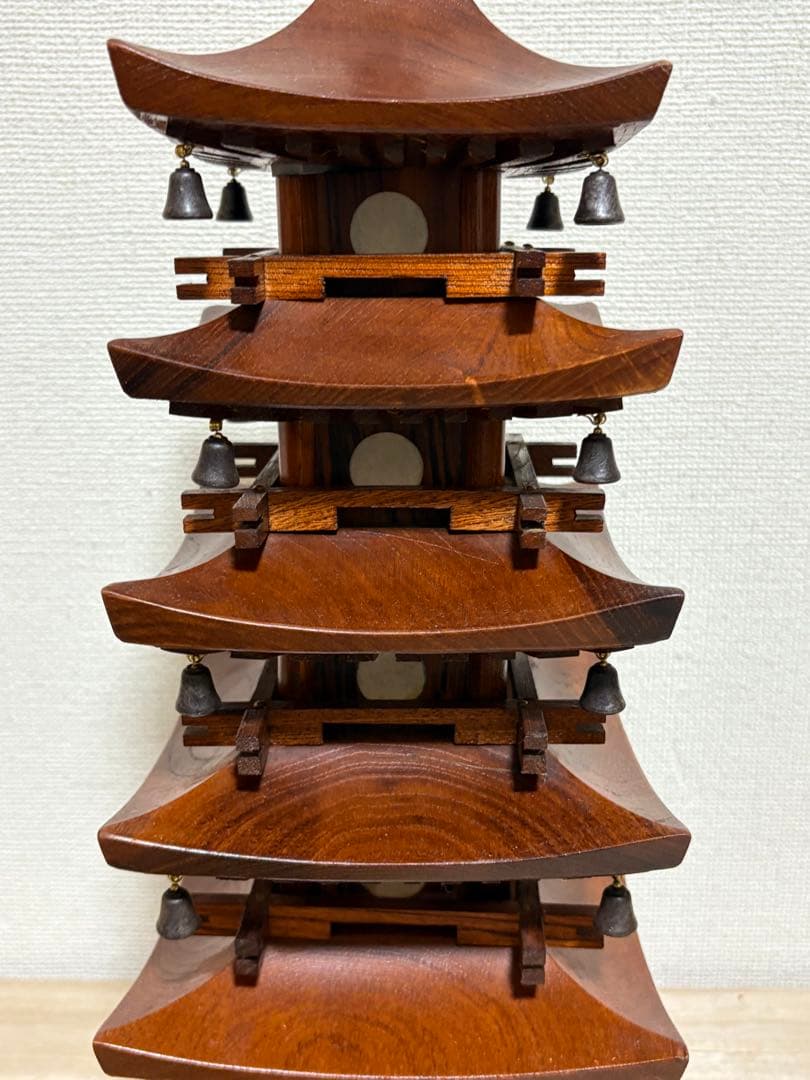 井波彫刻 越中井波 木製 五重塔 置物 鈴付き 木彫り